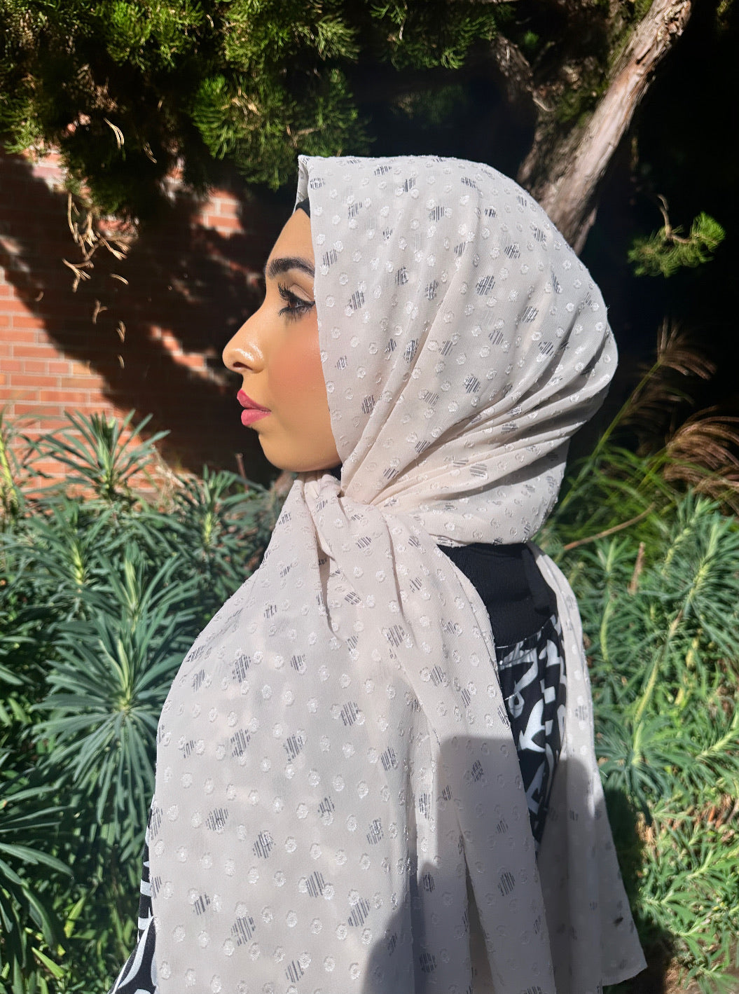 Crepe Chiffon Hijab: Swiss Burnout Dots