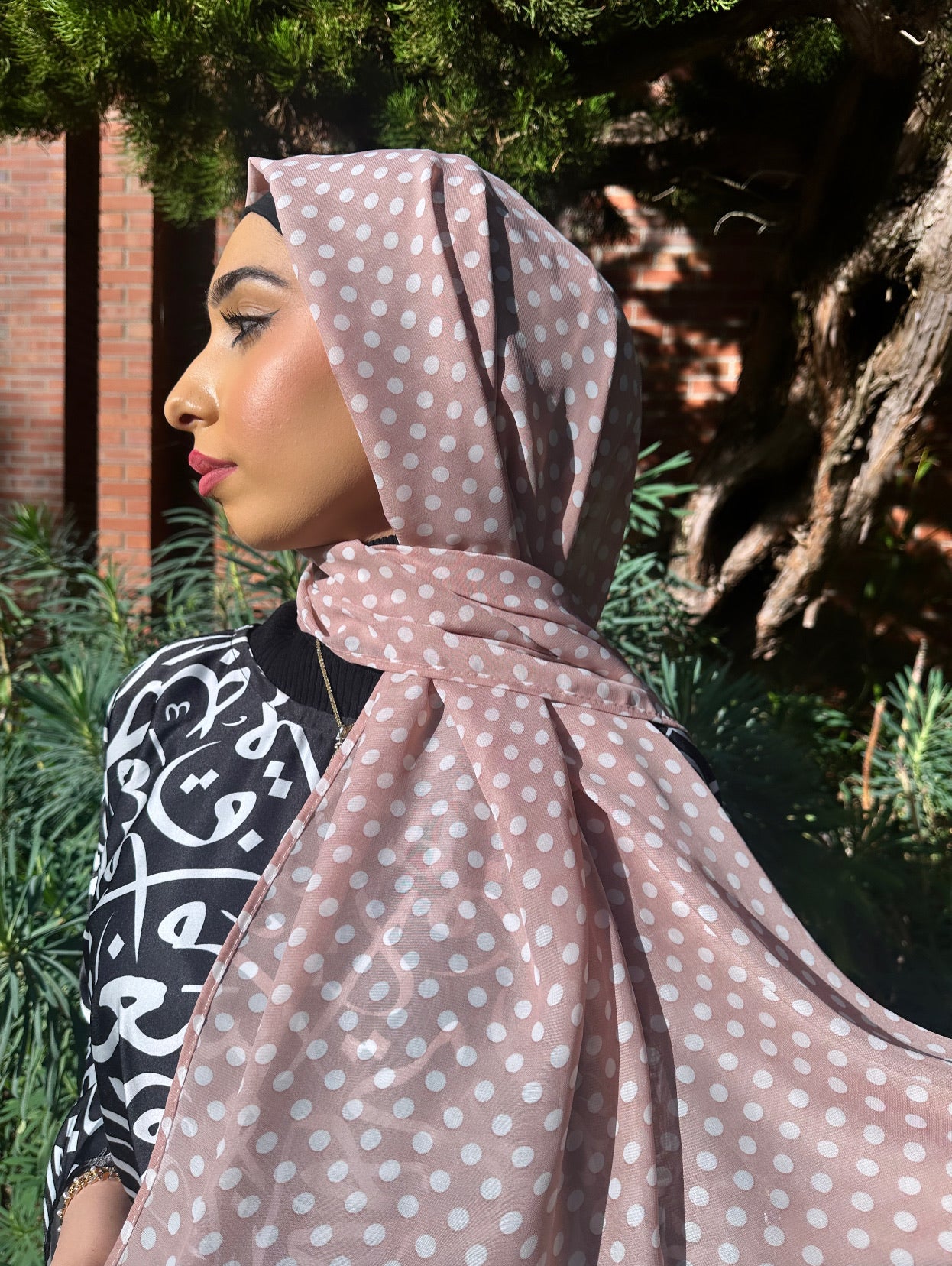 Chiffon Hijab: Dusty Pink Polka Dot