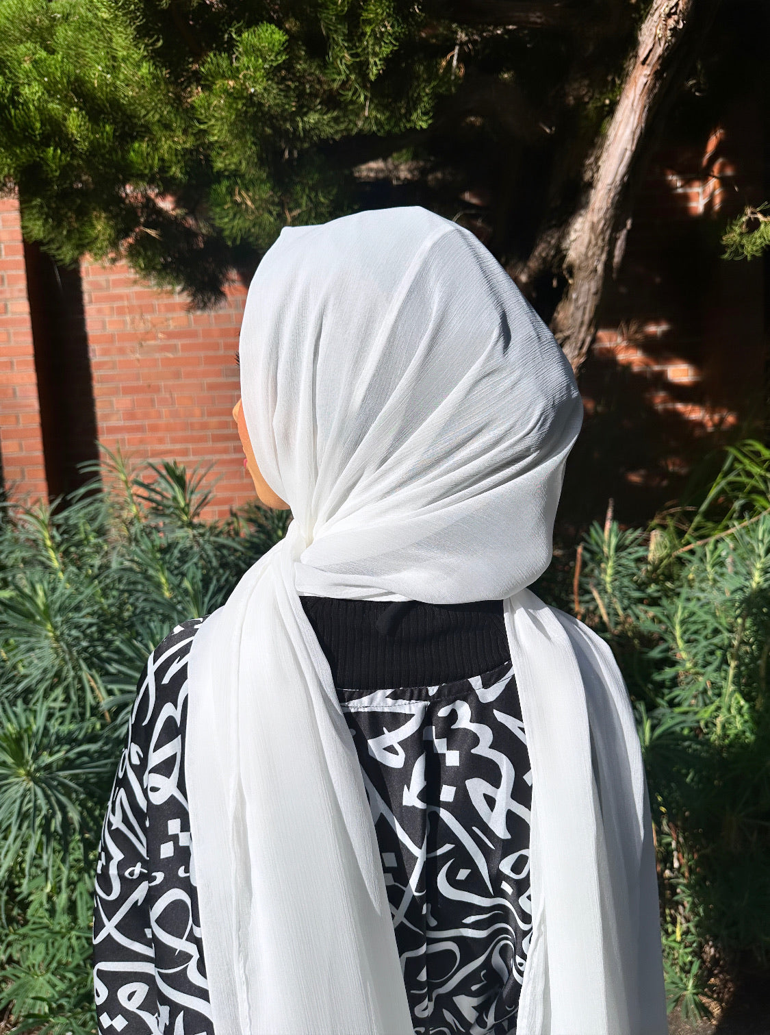 Crinkle Chiffon Hijab: Alabaster