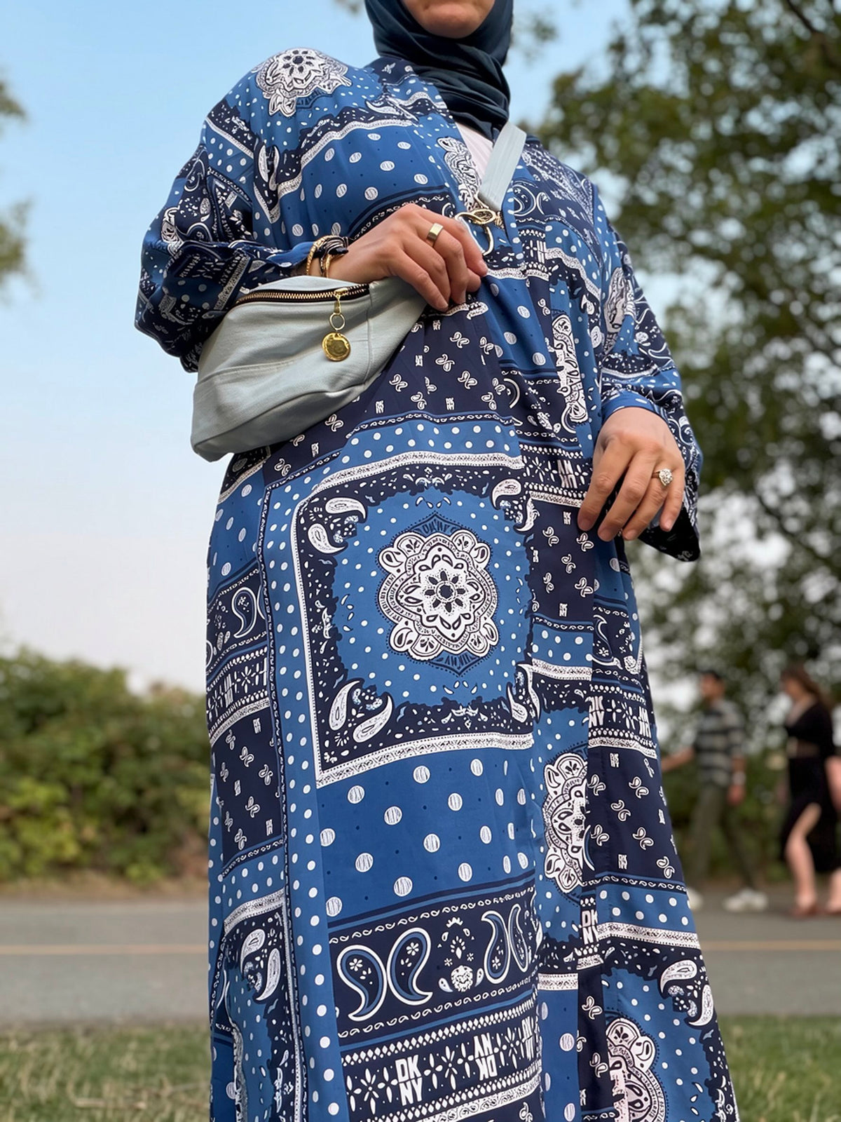 Nour Oversized Abaya - Americana Road Trip