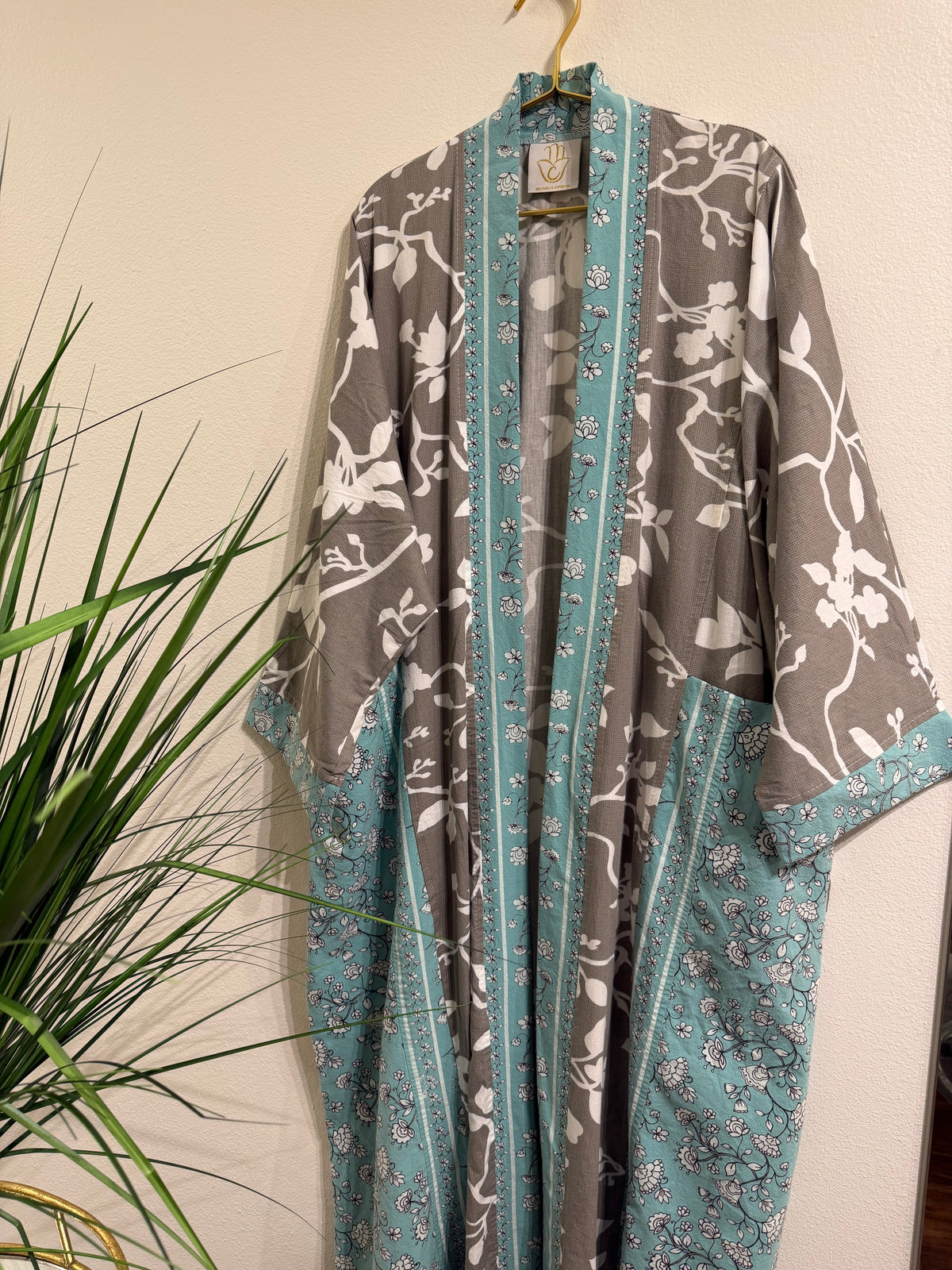 Upcycled Pocket Anorak Abaya — Iznik Garden