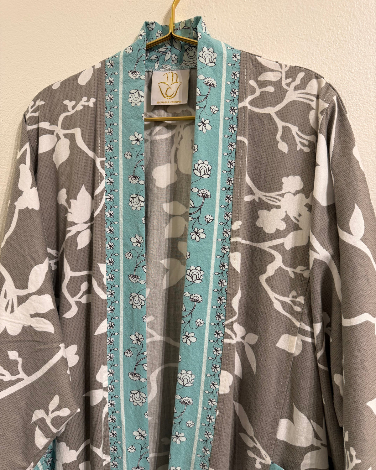 Upcycled Pocket Anorak Abaya — Iznik Garden