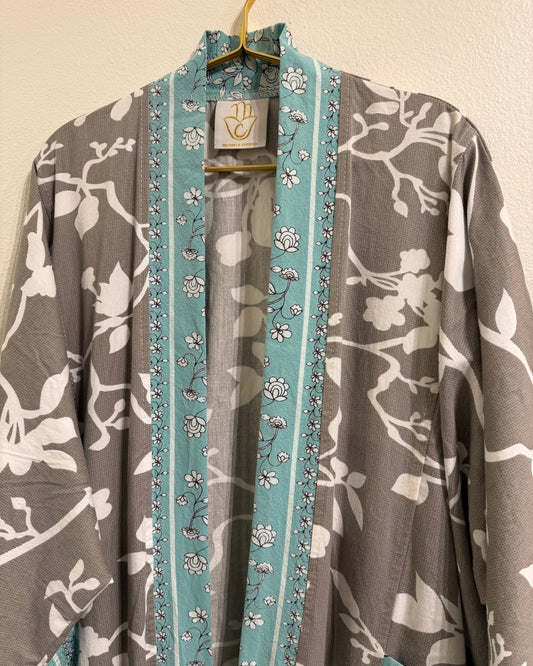 Upcycled Pocket Anorak Abaya — Iznik Garden