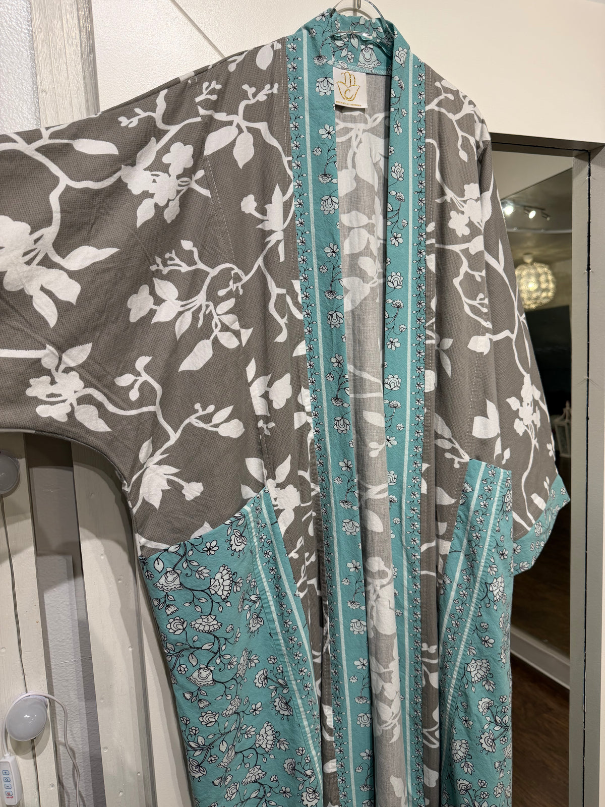 Upcycled Pocket Anorak Abaya — Iznik Garden