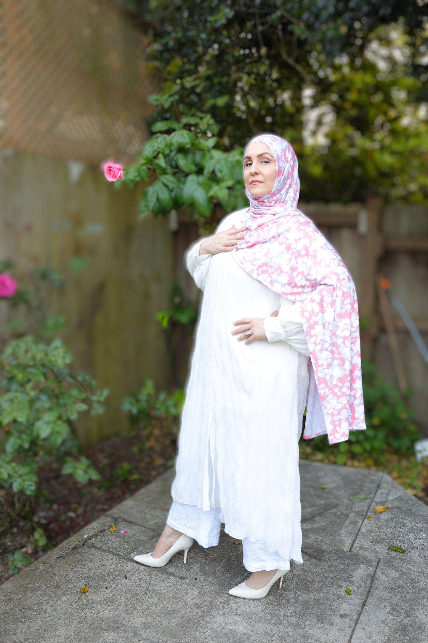 Printed Jersey Hijab: Summer Roses