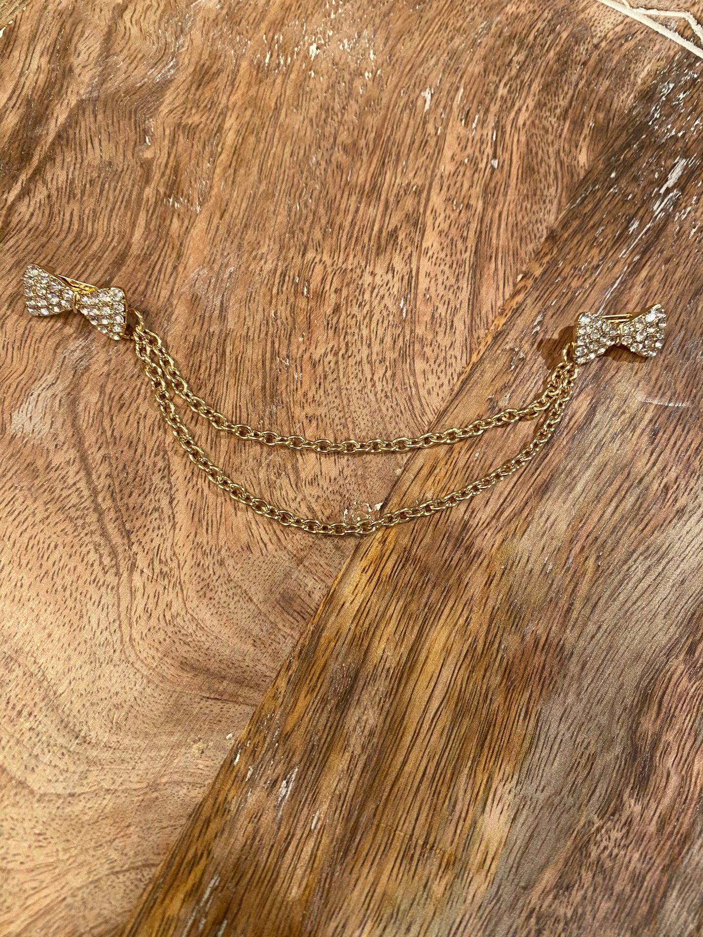 Chain Closures: Gold