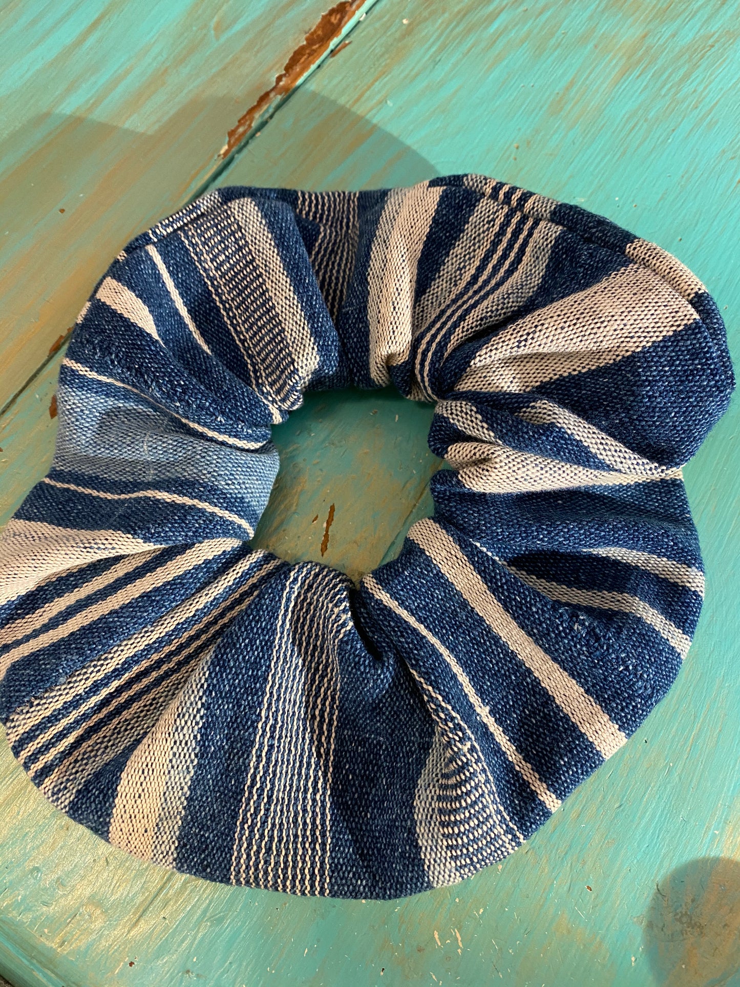 JUMBO Scrunchie - Cote d'Ivoire Blue Striped