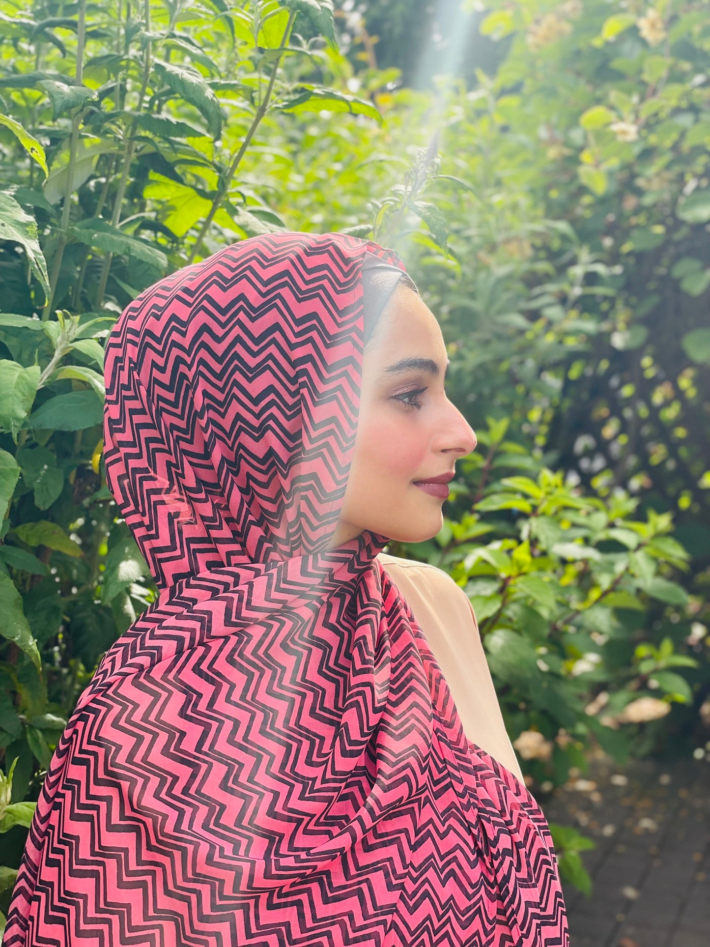 Limited Edition Chiffon Hijab: Bubblegum Zigzag