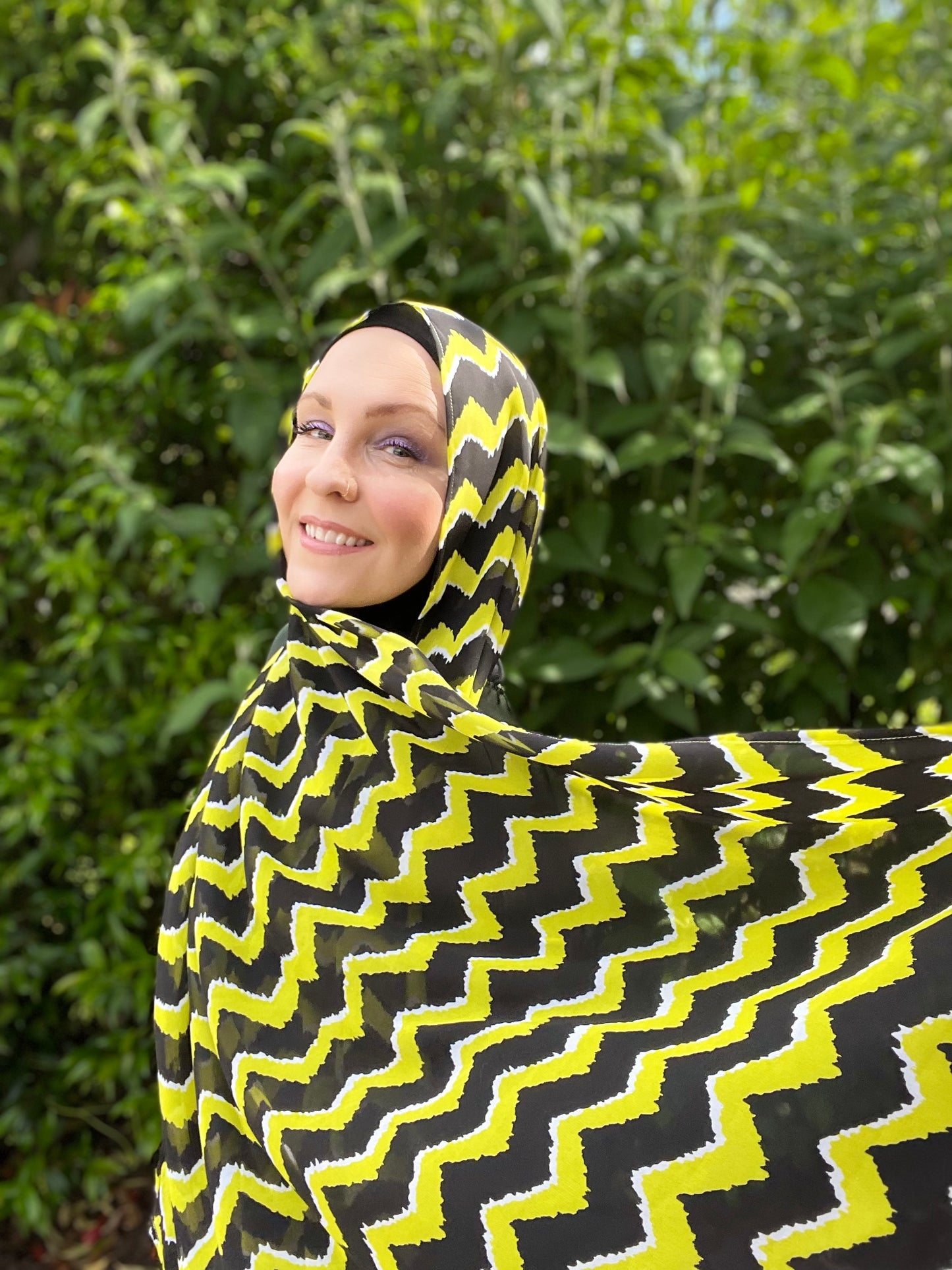 Limited Edition Chiffon Hijab: Lemon Zest Zigzag