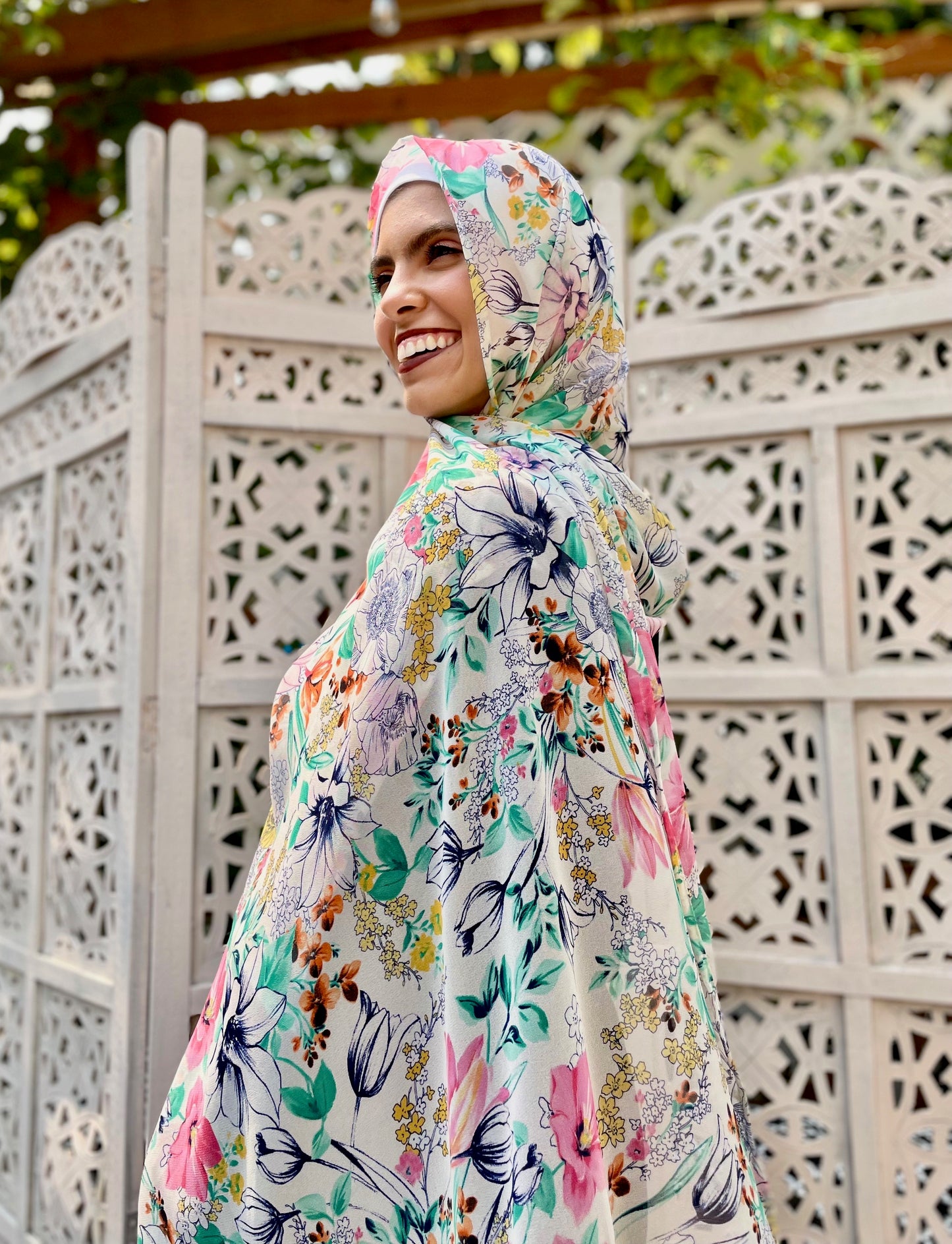 Limited Edition Crepe Chiffon Hijab: Femme Fatale Floral