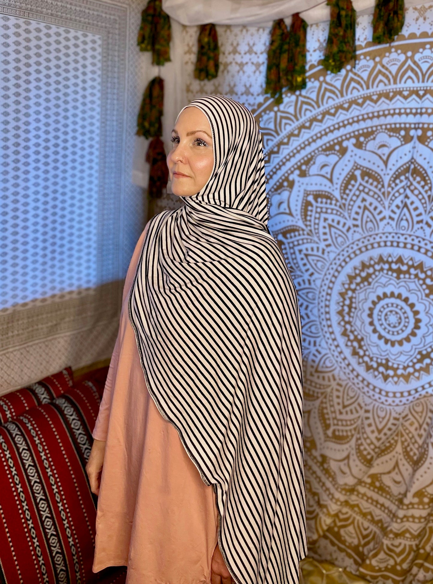Woven Jersey Hijab: Libre
