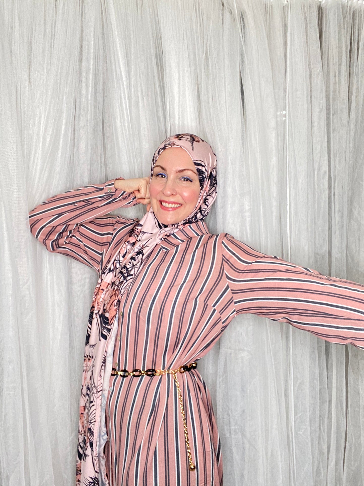 Printed Jersey Hijab: Wispy Dusty Rose Palms