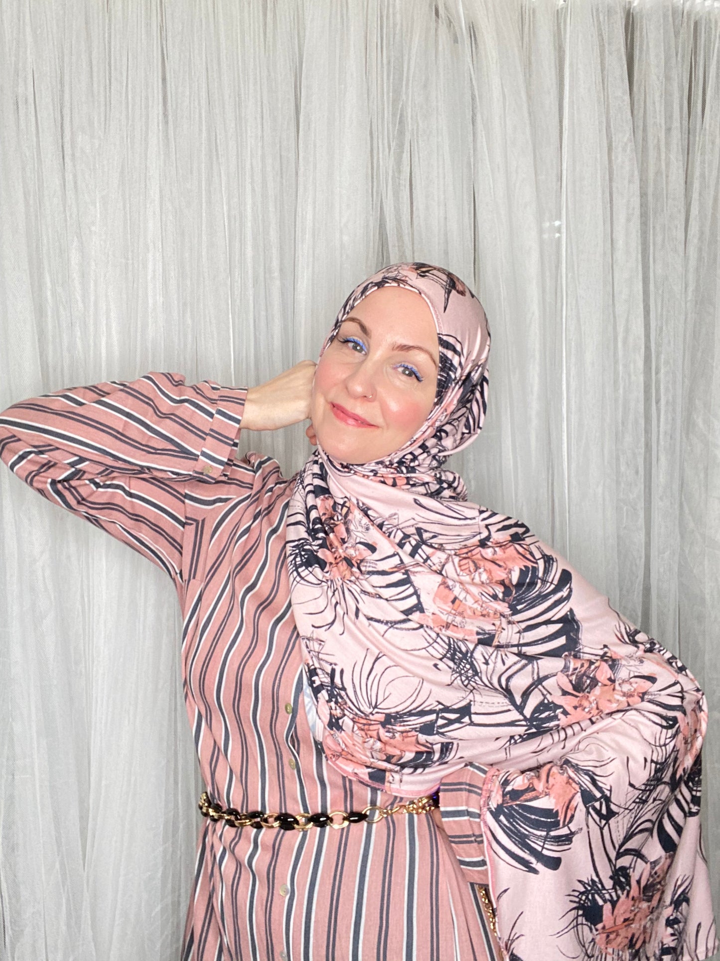 Printed Jersey Hijab: Wispy Dusty Rose Palms