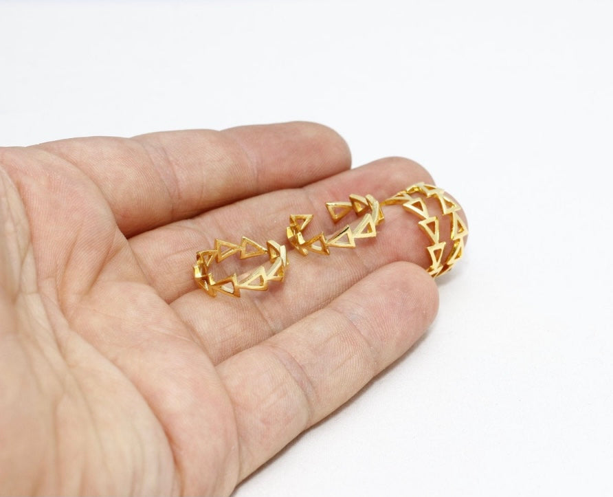 Gold Ring: Chevron