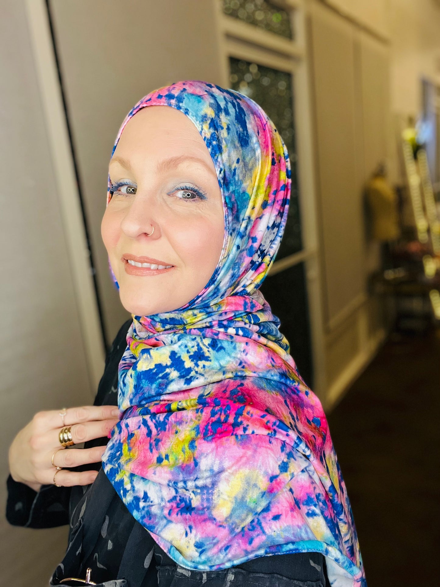 Printed Jersey Hijab: Psychedelic Spray Paint