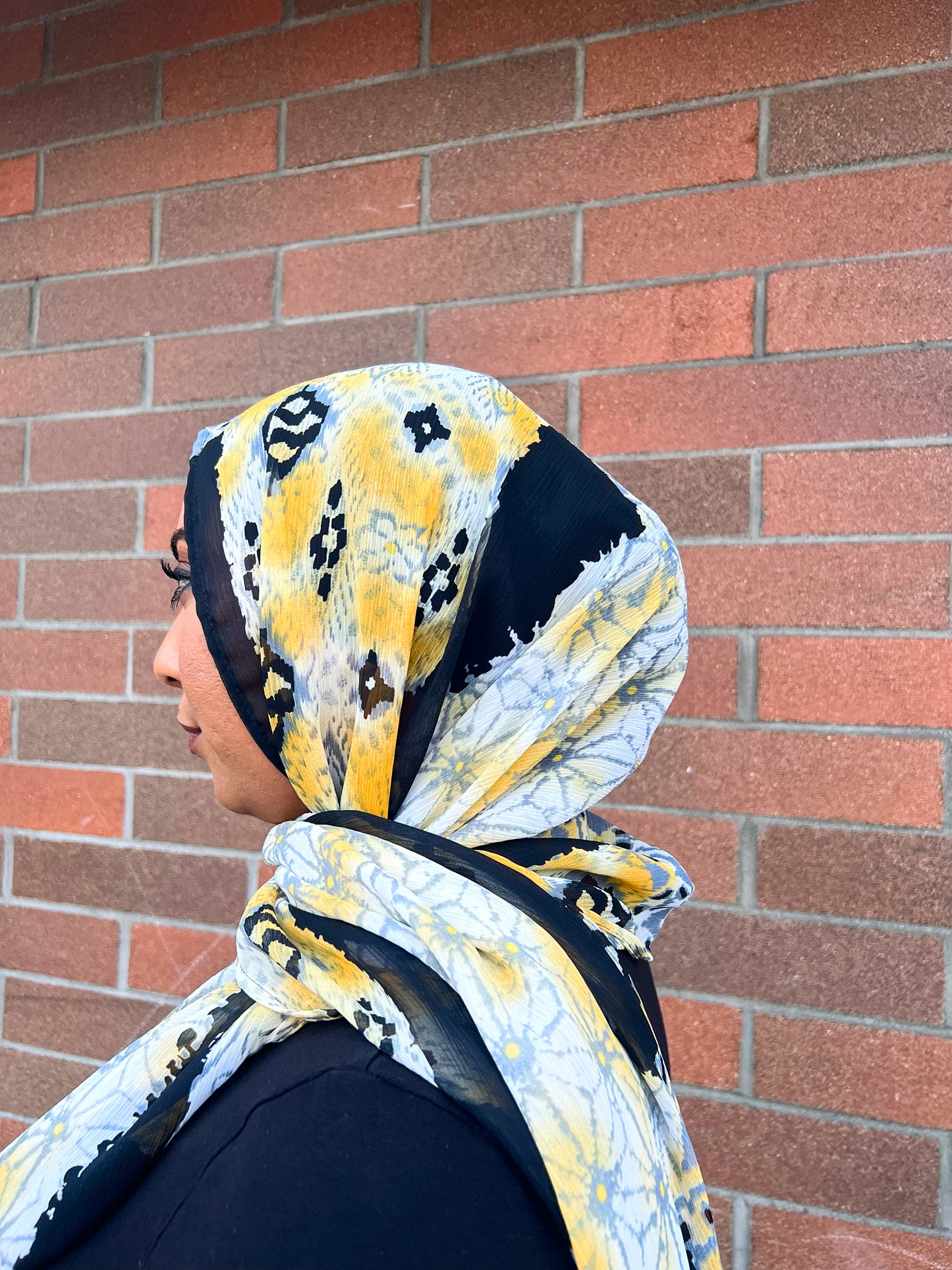 Crinkle Chiffon Hijab: Zuri