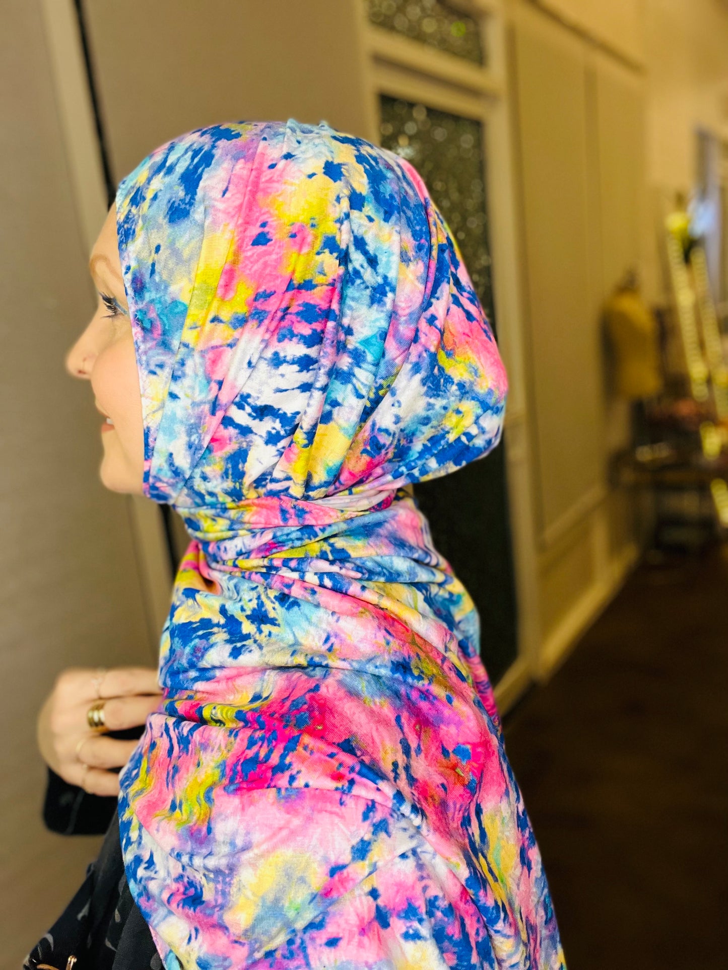 Printed Jersey Hijab: Psychedelic Spray Paint