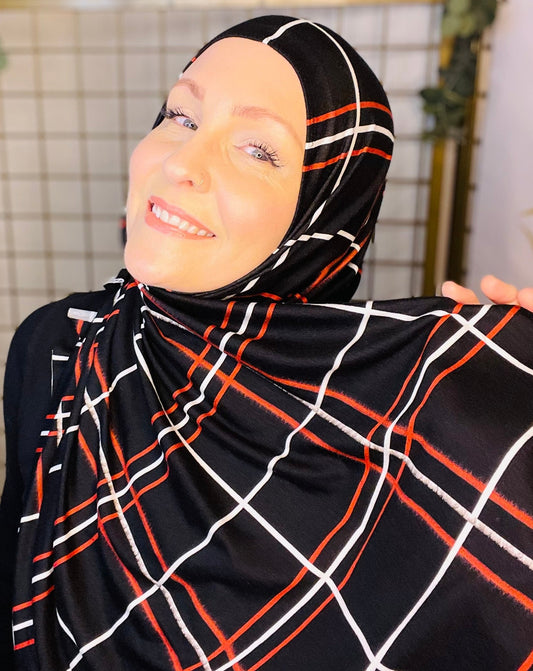 Printed Jersey Hijab: Italian Lujo Plaid