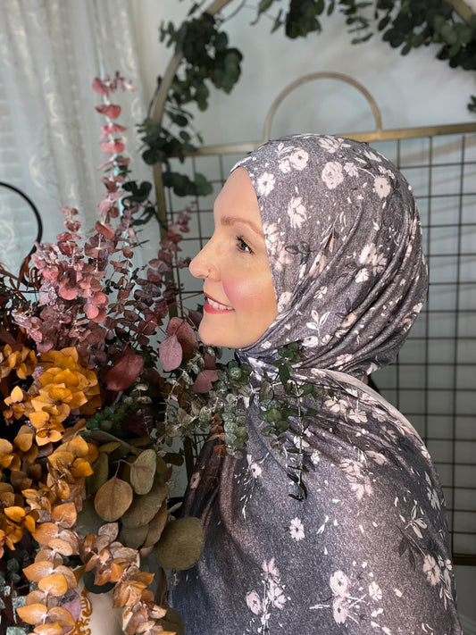 Printed Jersey Hijab: Falling Heather Grey Floral