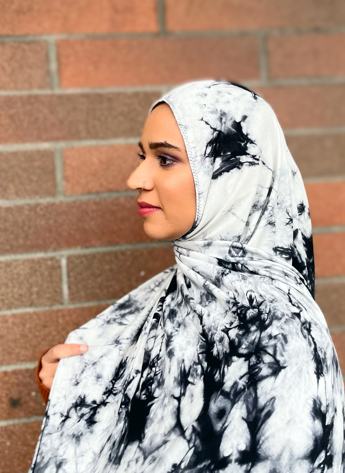 Tie Dye Jersey Hijab: Black Ice