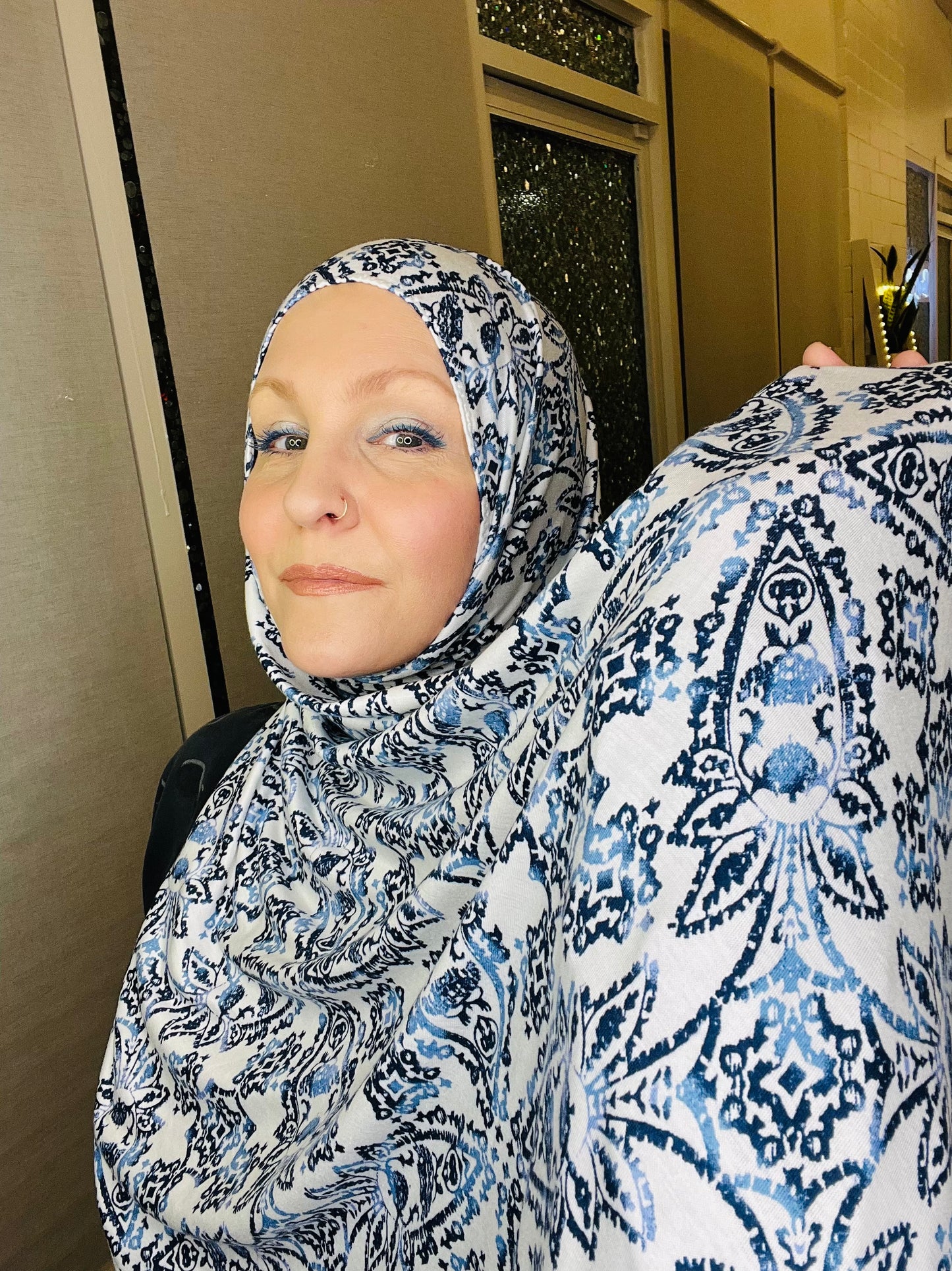 Printed Jersey Hijab: Casablanca Cool