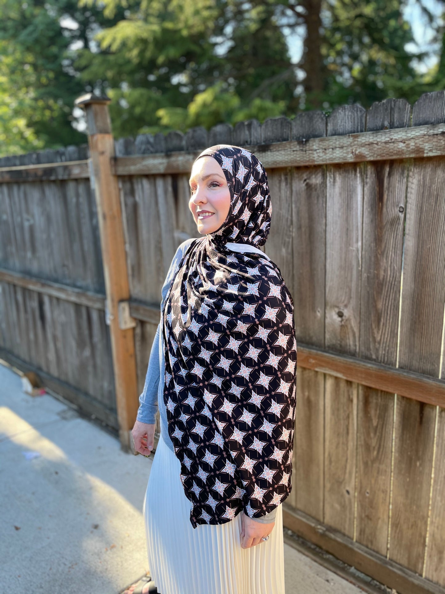 Printed Jersey Hijab: Black Medallion Rose