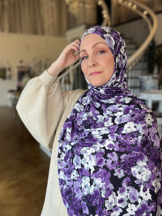 Printed Jersey Hijab: Wild Flowers