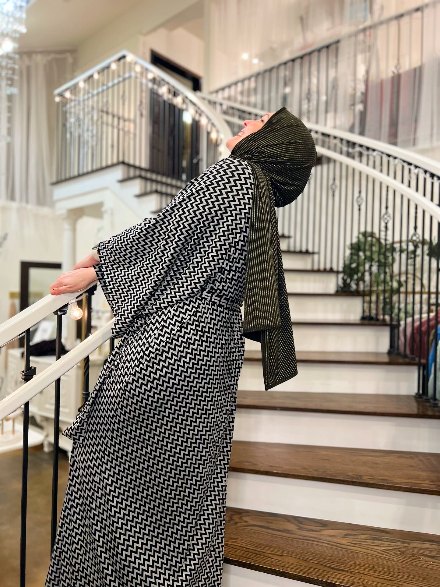 Signature MC Kimono: Statement Chevron