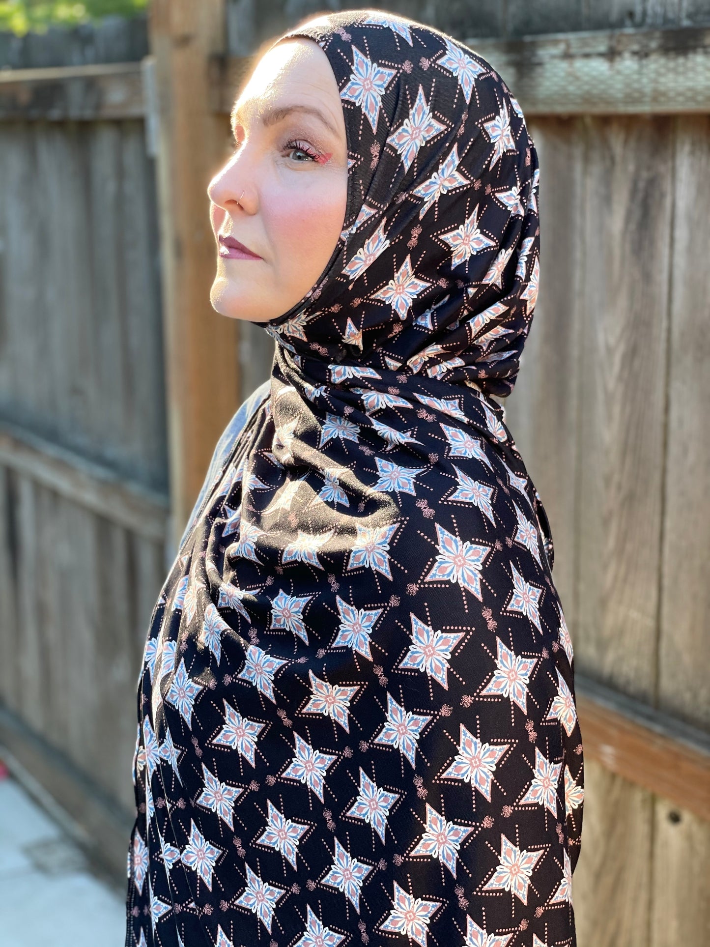 Printed Jersey Hijab: Black Medallion Rose