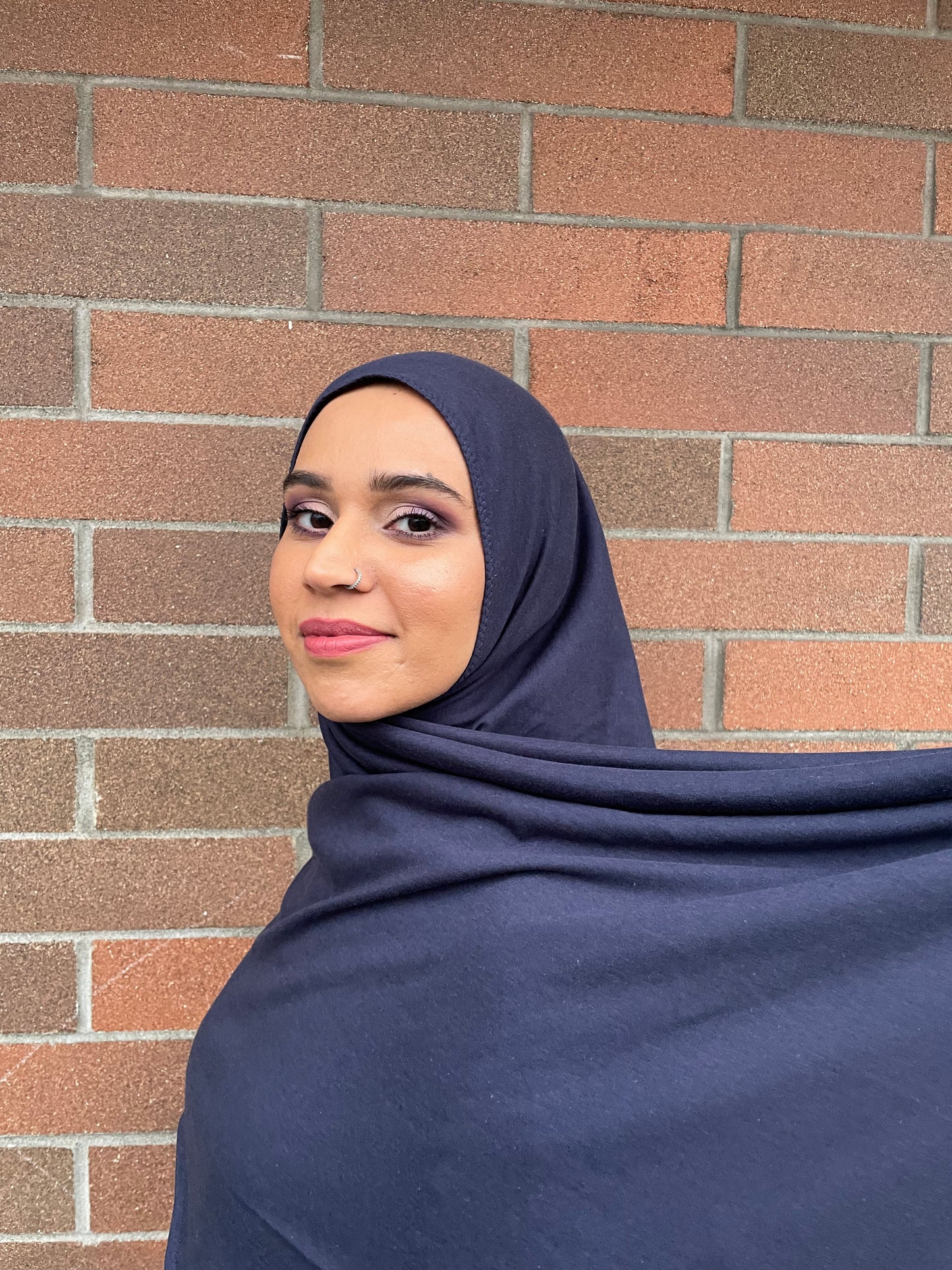 Tissue Jersey Hijab: Deep Navy Blue