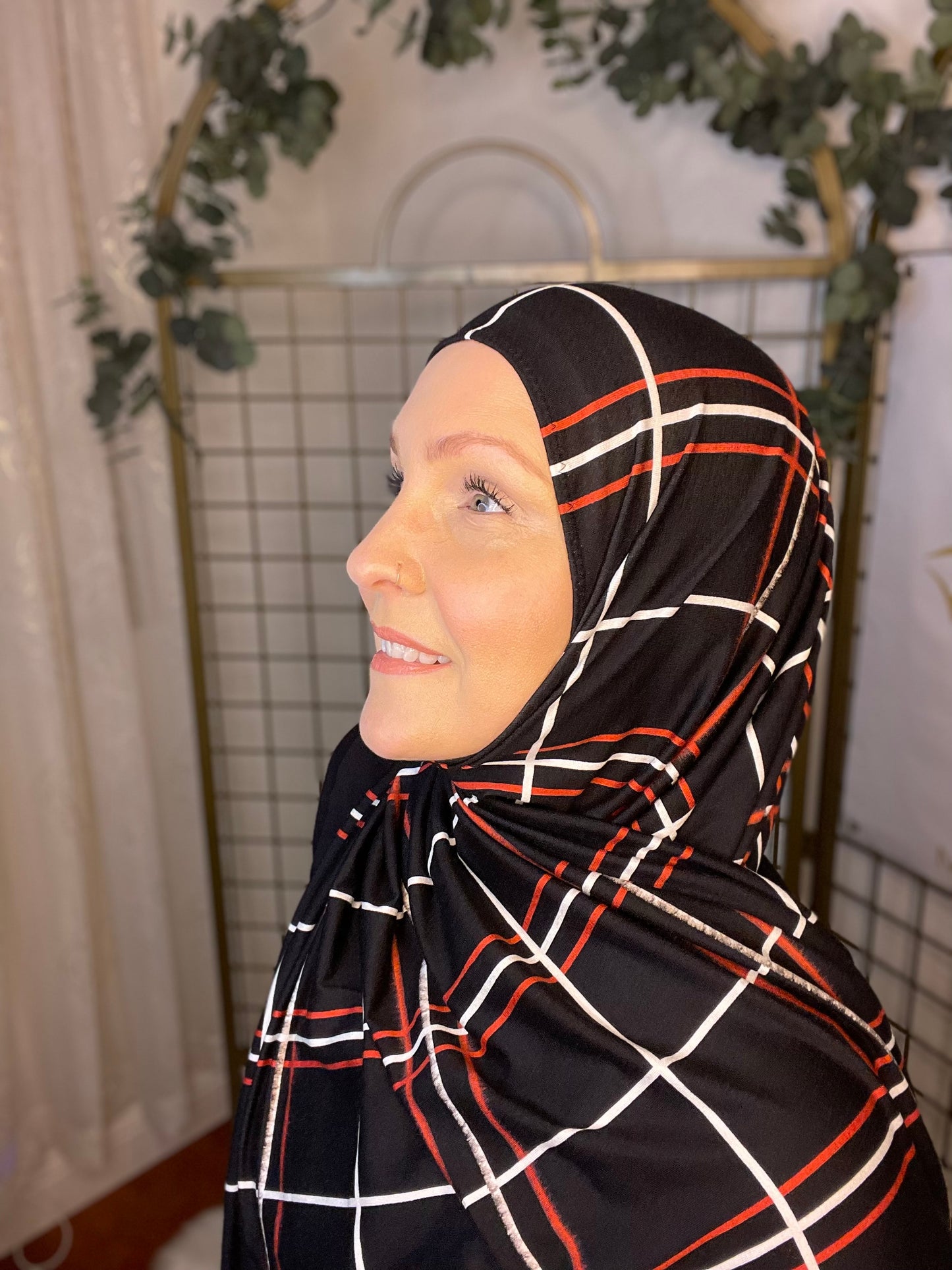 Printed Jersey Hijab: Italian Lujo Plaid