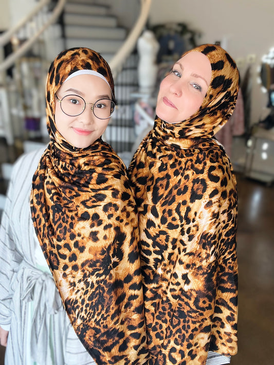 Printed Jersey Hijab: Tigre Salvaje