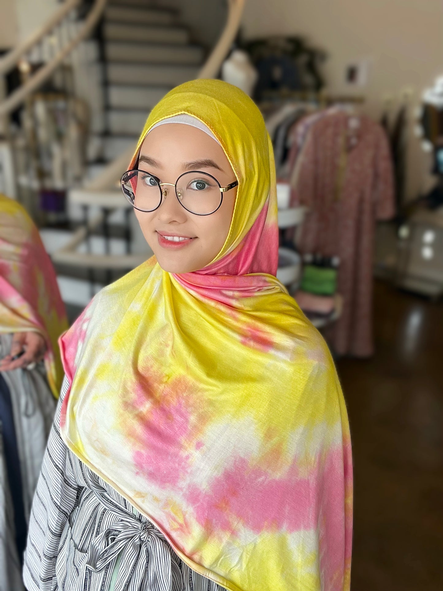 Tie Dye Jersey Hijab: Bubblegum Lemonade