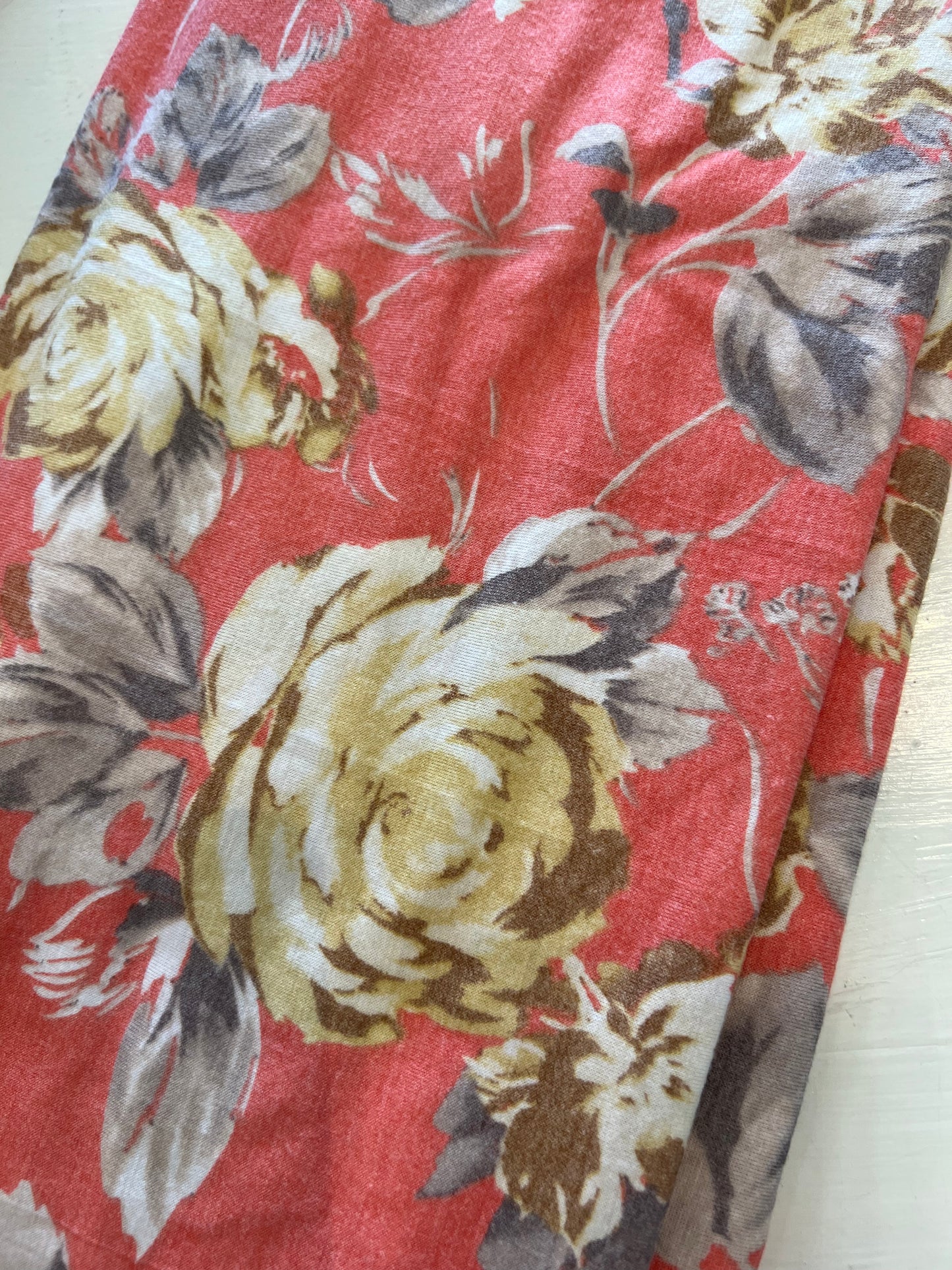 Printed Jersey Hijab: Coral Roses