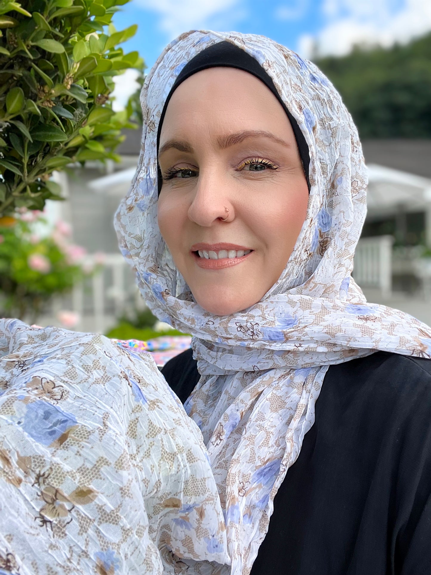 Crinkle Chiffon Hijab: Lacey Beige - 4 sizes!