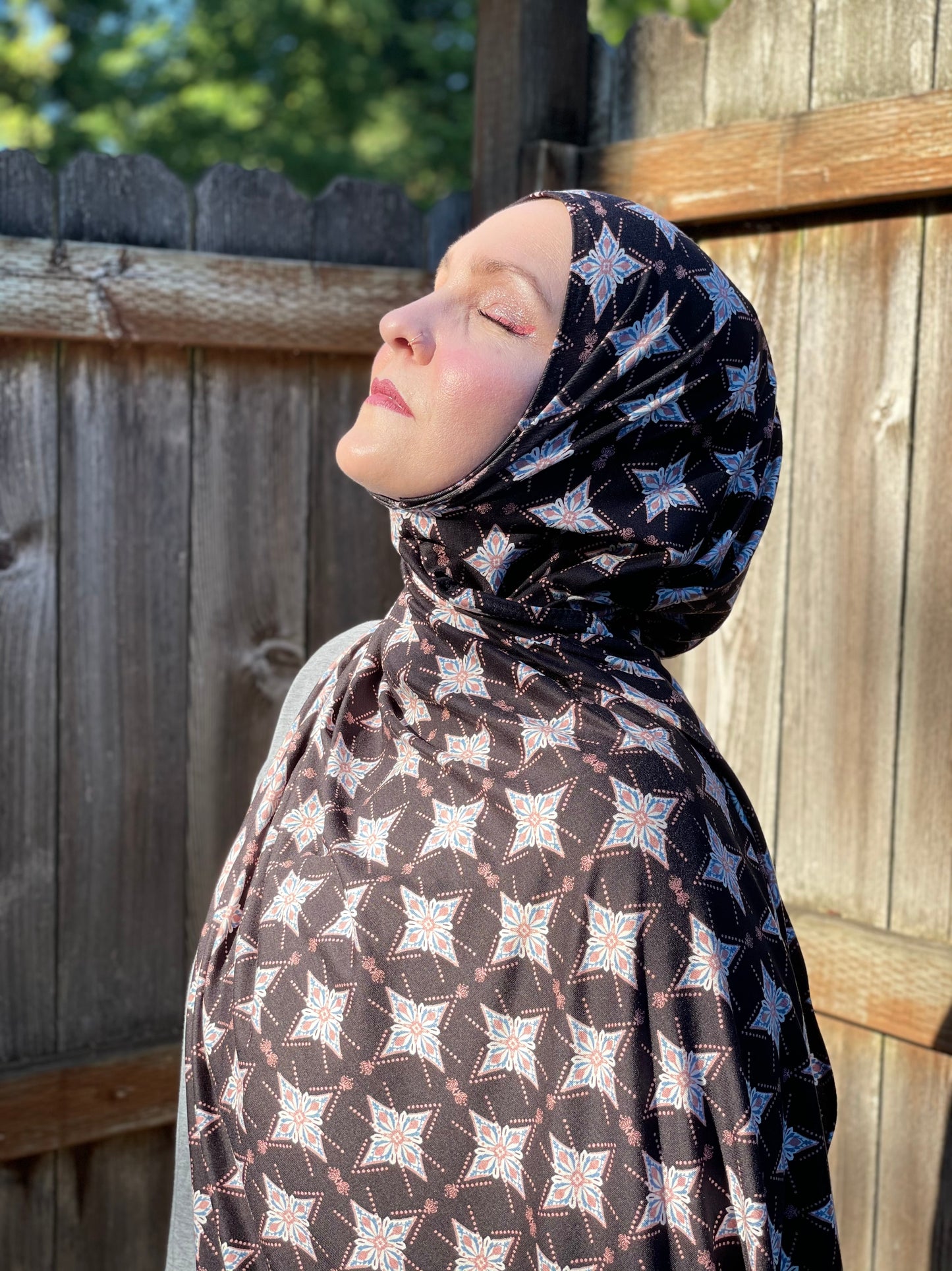 Printed Jersey Hijab: Black Medallion Rose