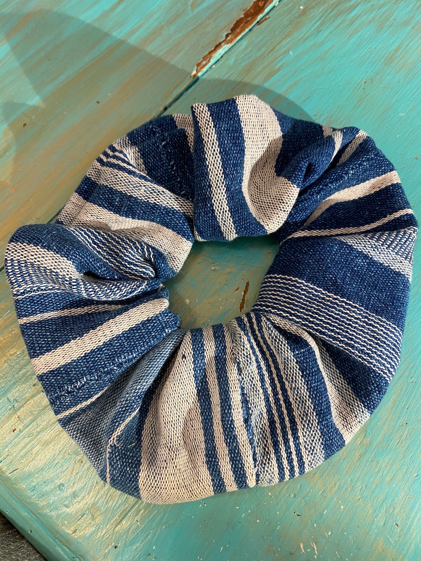 JUMBO Scrunchie - Cote d'Ivoire Blue Striped