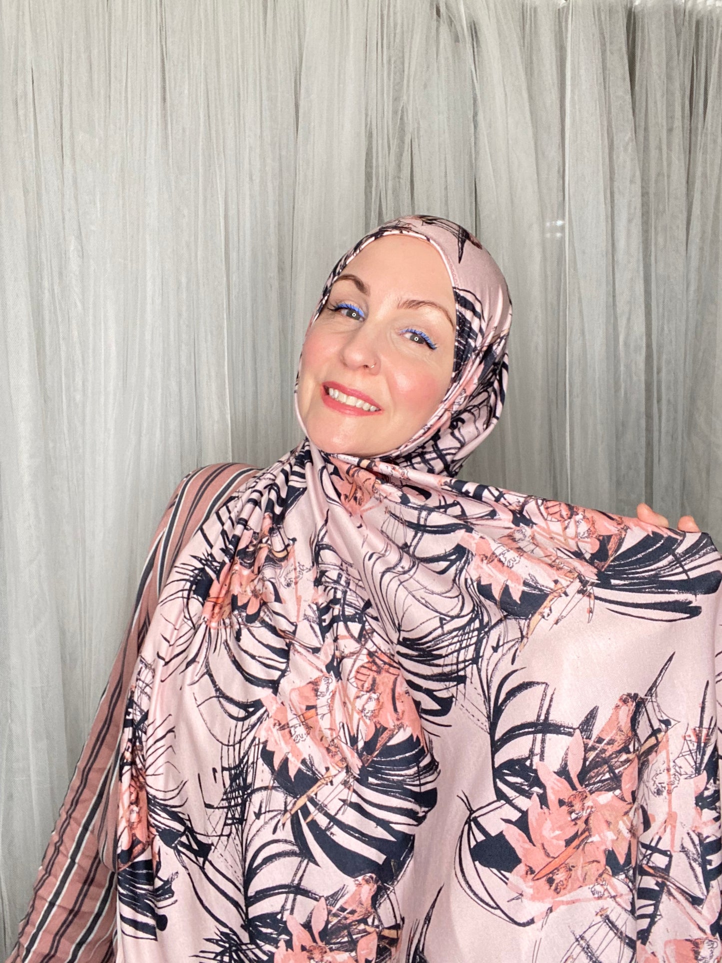 Printed Jersey Hijab: Wispy Dusty Rose Palms